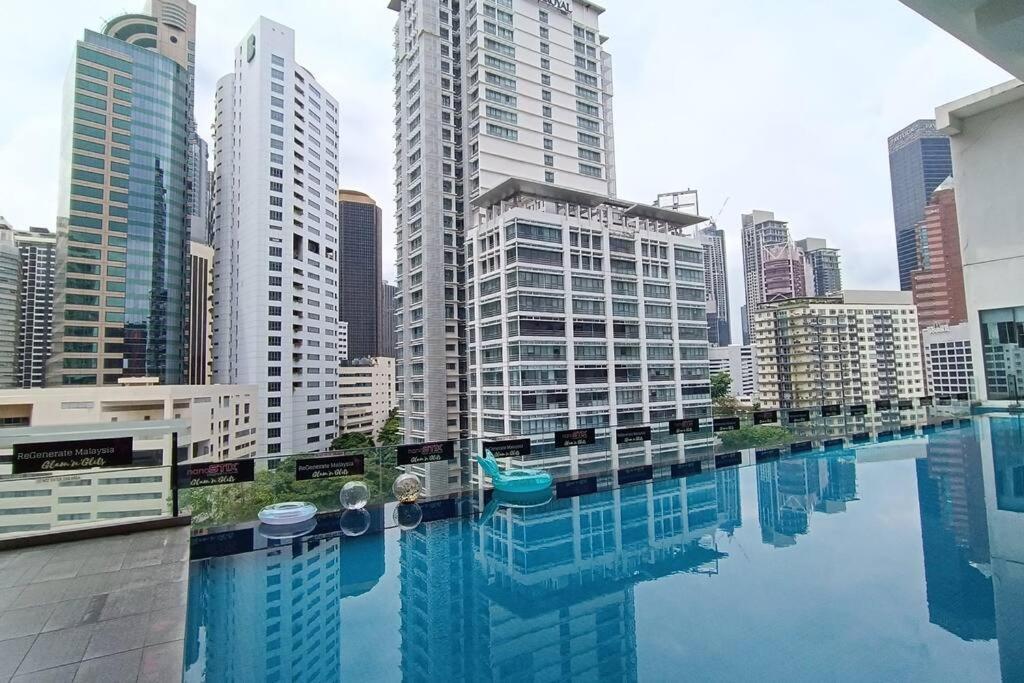 A05 Bukit Ceylon Kl Tower View Balcony Kuala Lumpur